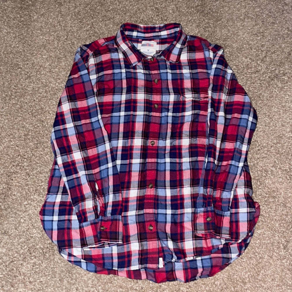 Long sleeve, button down flannel from American Eagle. Red, navy & white.